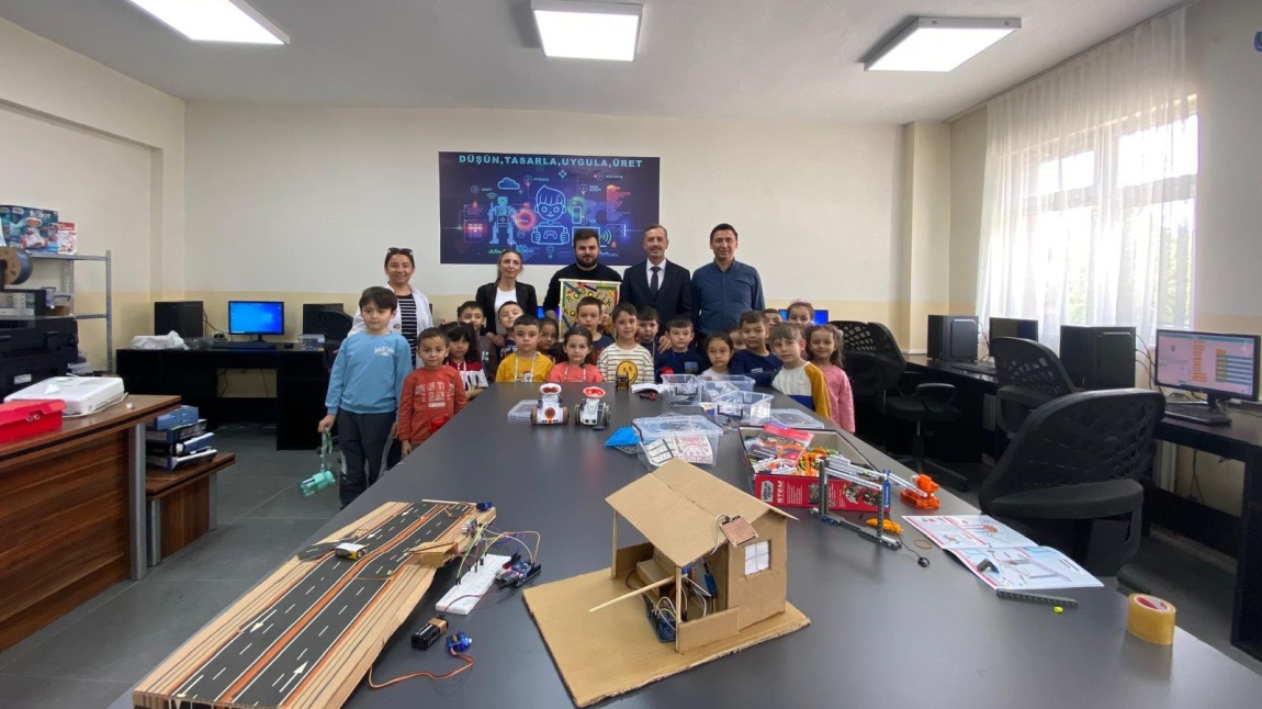 Miniklerden Abdurrahim Tırsi İmamhatip Ortaokuluna Ziyaret